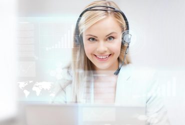 Emberi vagy chatbot alapú ügyfélszolgálat.